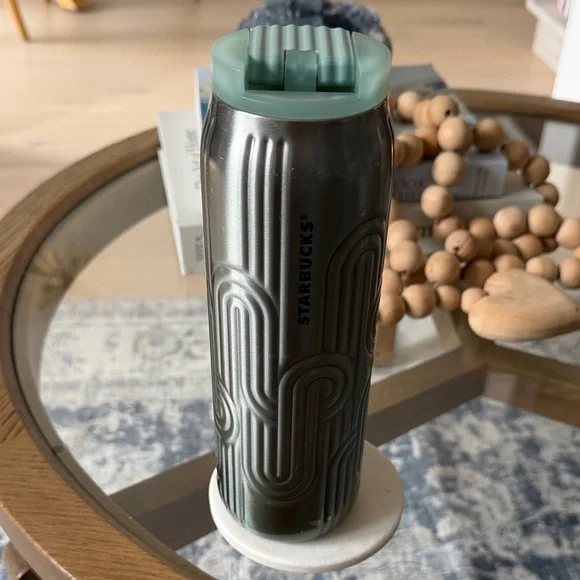 Starbucks Stainless Steel Curved Tumbler (16 oz) - Picture 3 of 6